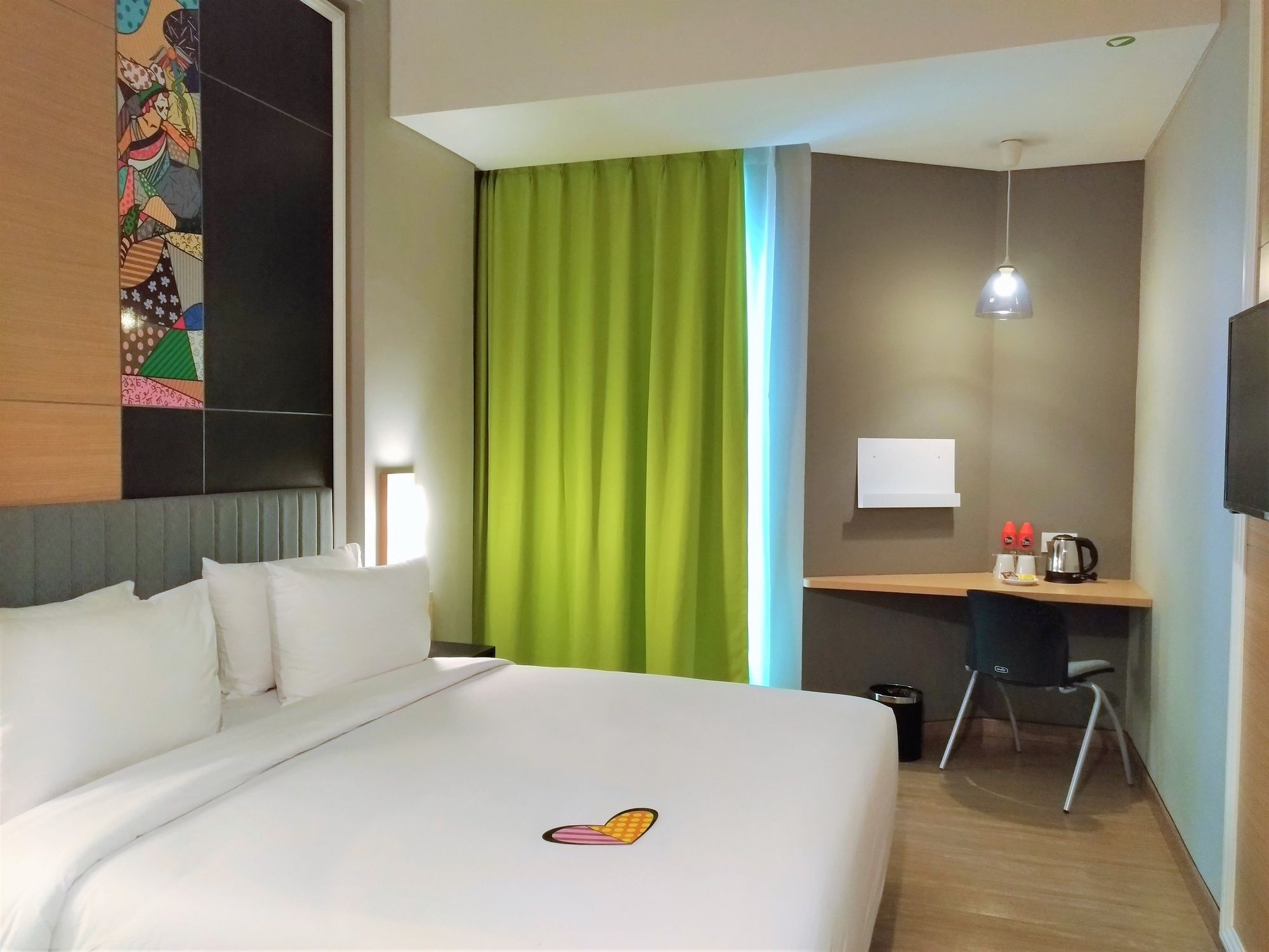 แม็กซ์วันโฮเต็ล.คอม แอท แพลตินัม ฮายัม วูรุก จาการ์ต้า Hotel จาการ์ตา ภายนอก รูปภาพ