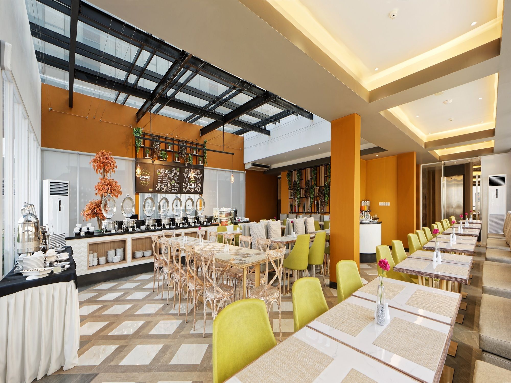 แม็กซ์วันโฮเต็ล.คอม แอท แพลตินัม ฮายัม วูรุก จาการ์ต้า Hotel จาการ์ตา ภายนอก รูปภาพ